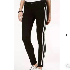 EUC- Articles of Society Black Sarah skinny jeans w/white race stripe frayed hem
